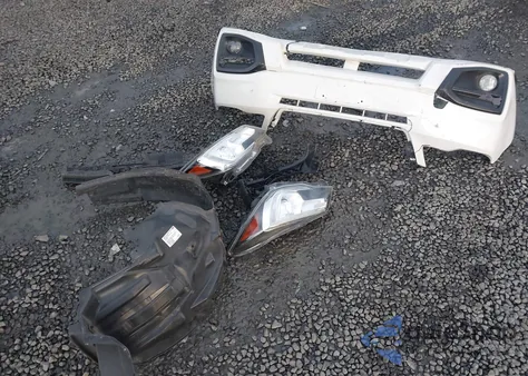 2018 Subaru Forester 2.5I Premium из США, поврежденный, VIN JF2SJAEC9JH462737